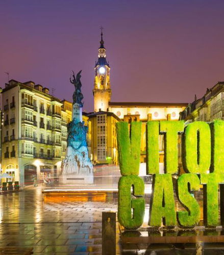 Foto de Tour privado: Vehículo y chófer a disposición en Vitoria